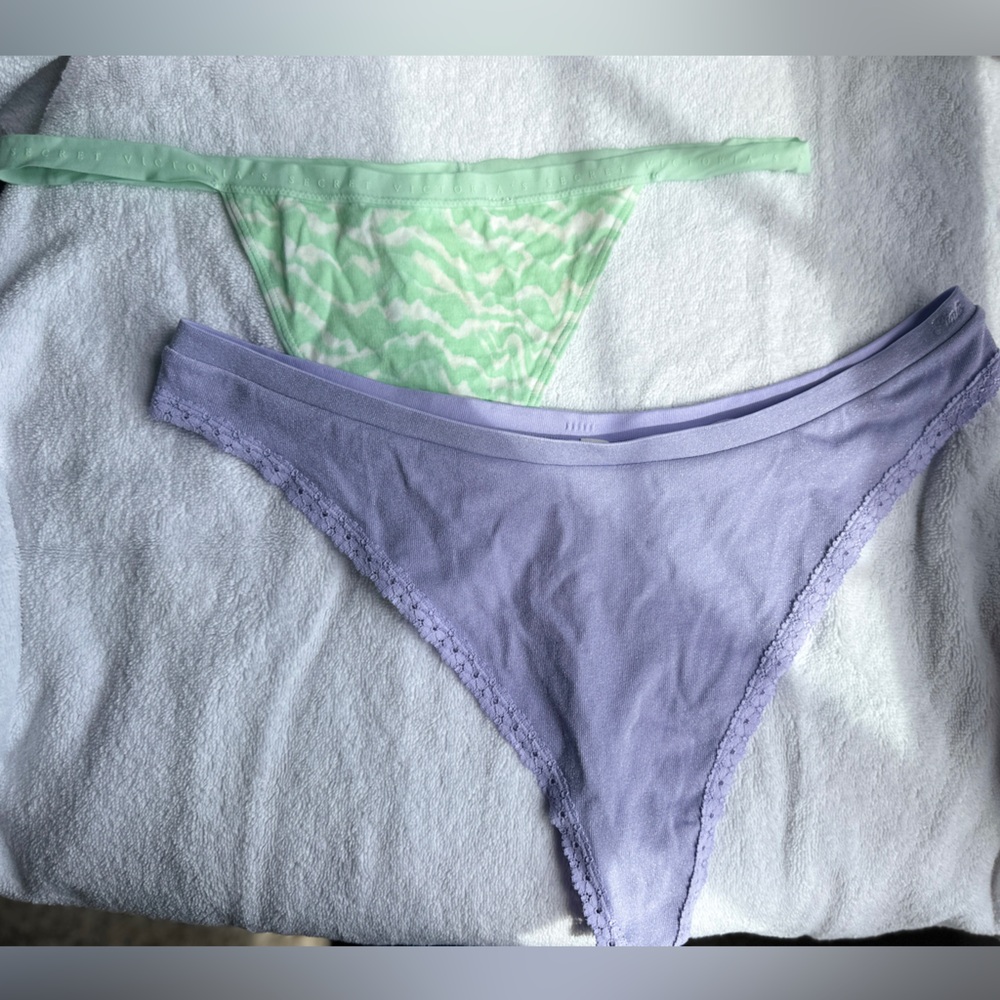 2 Thong panties VS & PINK